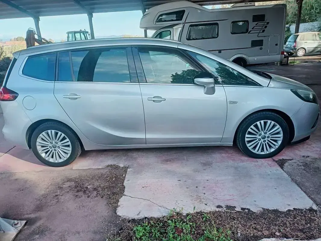 Usata Opel Zafira Tourer 131 CV (96 kW) 2015 Monovolume