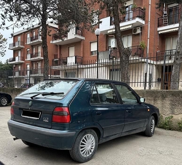 Usata Skoda Felicia 1998 Verde Berlina