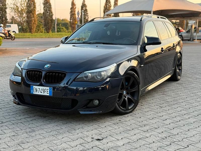 Usata BMW 520 M Sport 197 CV (144 kW) 2009 Blu Station wagon