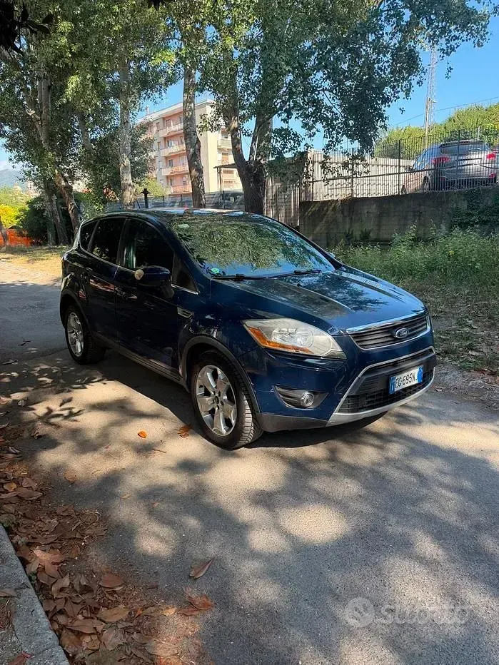 Usata Ford Kuga 163 CV (119 kW) 2011 Blu SUV