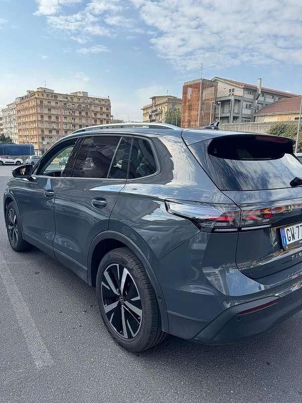 Usata VW Tiguan Edition 150 CV (110 kW) 2024 Grigio SUV