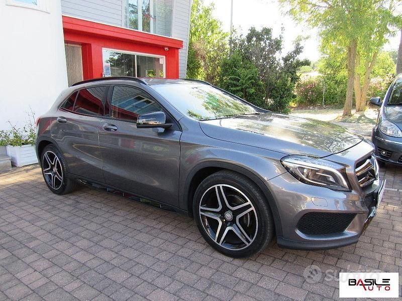 Usata Mercedes GLA200 Premium 136 CV (100 kW) 2015 Grigio(met.) SUV