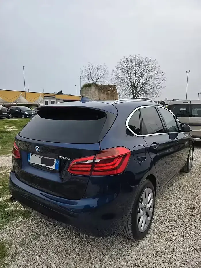 Usata BMW 218 Active Tourer 150 CV (110 kW) 2019 Blu Monovolume