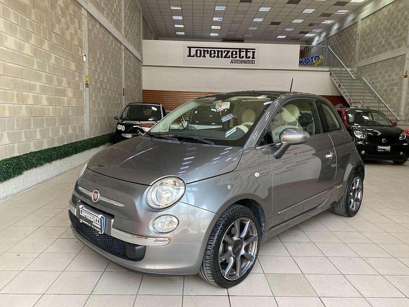 Grigio Usata 2013 Fiat 500 Lounge Tre volumi | 6990 € (Buon prezzo) - Immagine 1/4