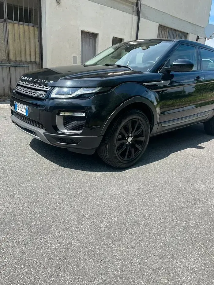 Usata Land Rover Range Rover evoque 150 CV (110 kW) 2017 Nero Station wagon