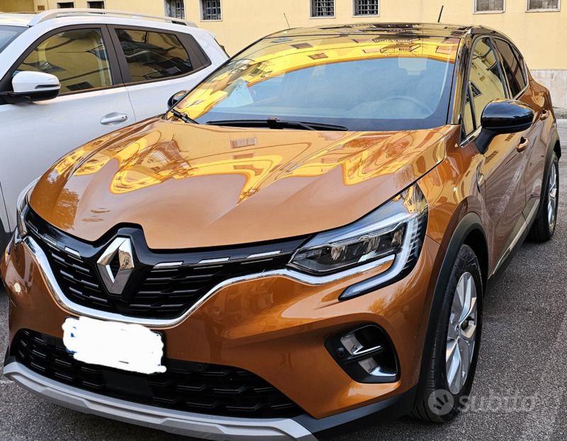 Usata Renault Captur 94 CV (69 kW) 2022 SUV