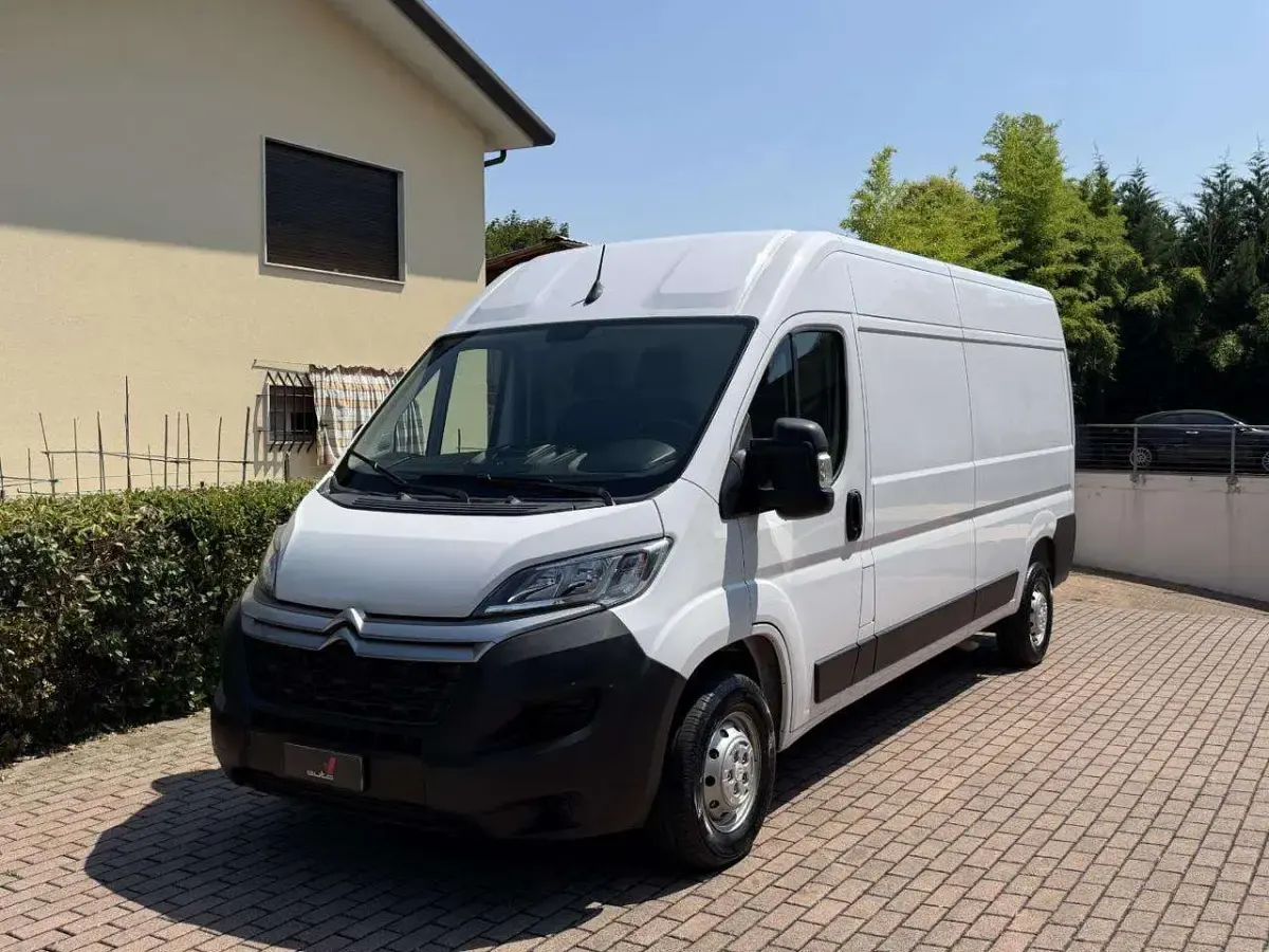Usata Fiat Ducato S 140 CV (102 kW) 2023 Bianco Furgone