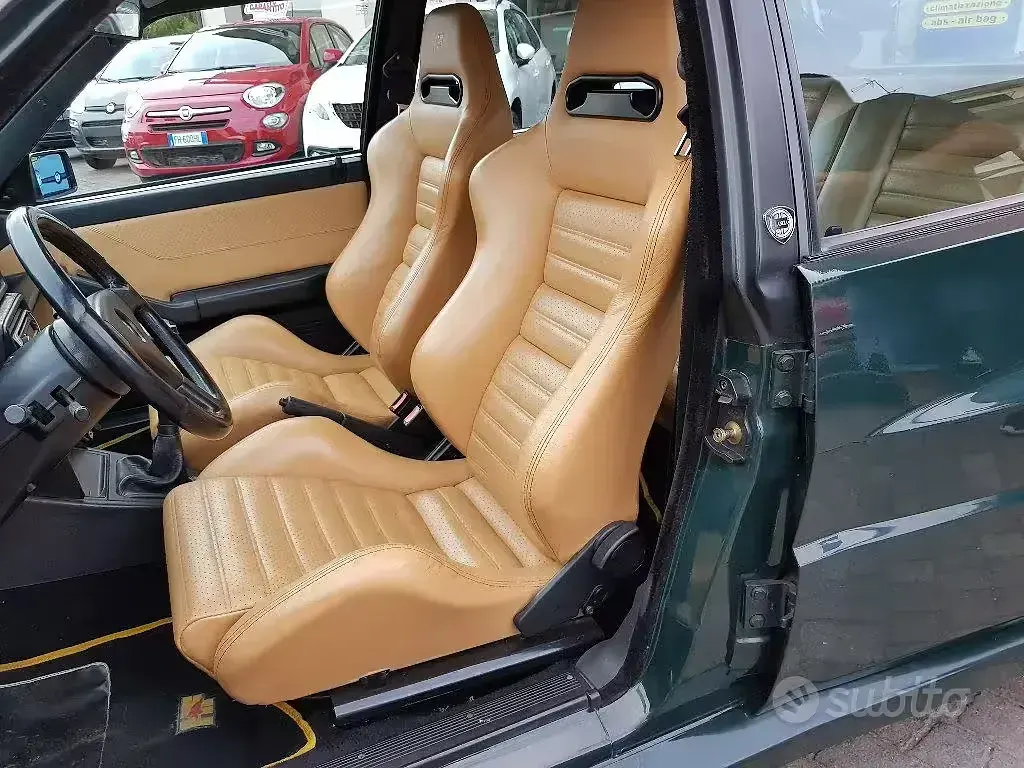 Usata Lancia Delta 205 CV (150 kW) 1992 Verde Utilitaria