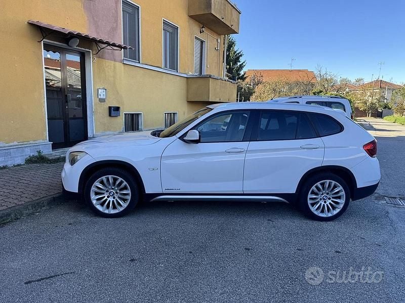 Usata BMW X1 177 CV (130 kW) 2010 Bianco SUV