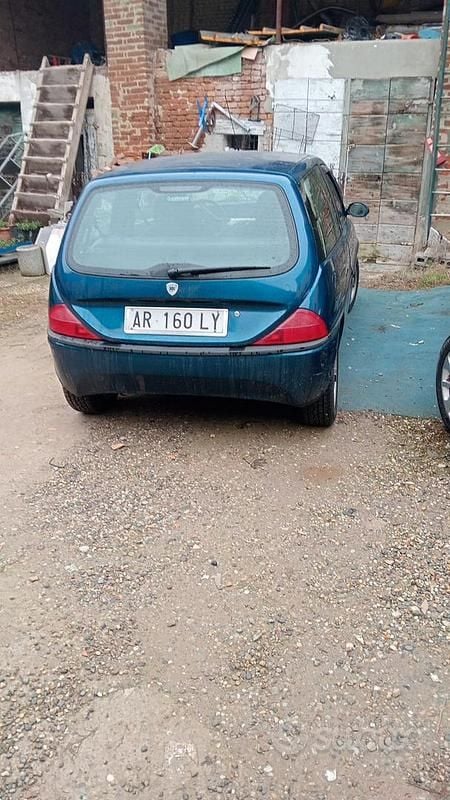Usata Lancia Ypsilon 1997 Utilitaria
