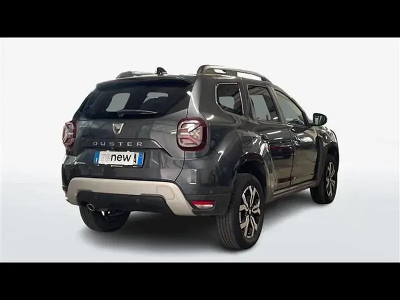 Usata Dacia Duster Prestige 101 CV (74 kW) 2022 Grigio scuro SUV