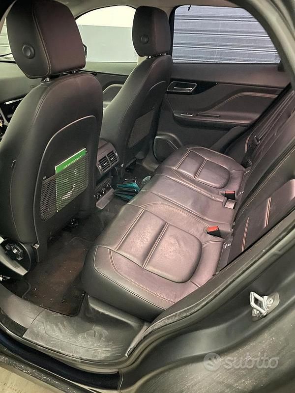 Usata Jaguar F-Pace 180 CV (132 kW) 2017 Blu SUV