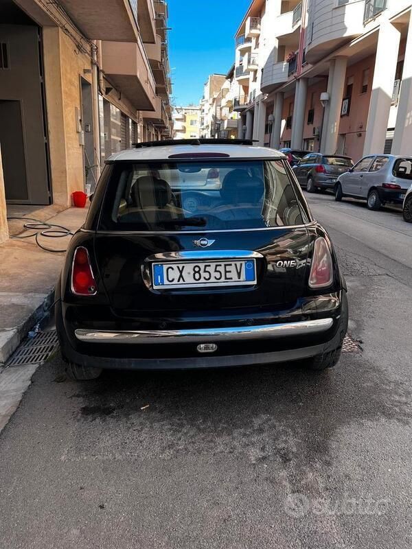 Usata Mini One D 75 CV (55 kW) 2005 Nero Utilitaria