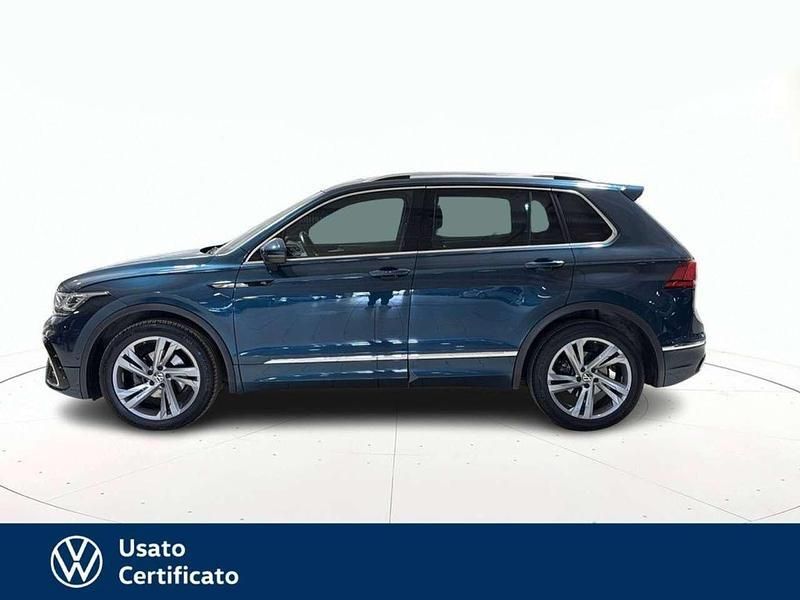 Usata VW Tiguan R-line 150 CV (110 kW) 2021 Blu / pastello SUV