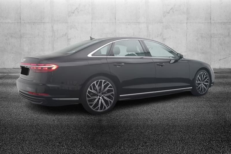 Usata Audi A8L Ambiente 286 CV (210 kW) 2023 Nero metallizzato Berlina