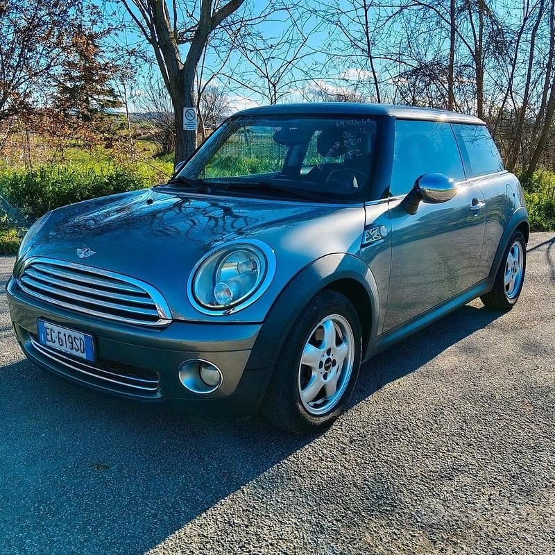 Usata Mini Cooper 2010 Grigio Utilitaria