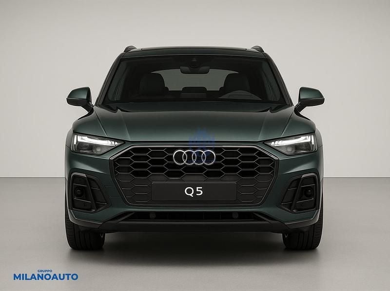 Usata Audi Q5 Advanced 299 CV (219 kW) 2025 Verde SUV