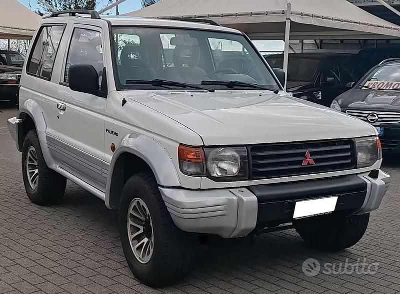 Usata Mitsubishi Pajero 95 CV (69 kW) 1991 Bianco SUV