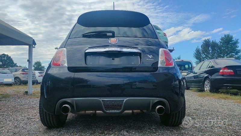 Usata Abarth 595 Turismo 160 CV (117 kW) 2015 Nero / metallizzato Utilitaria