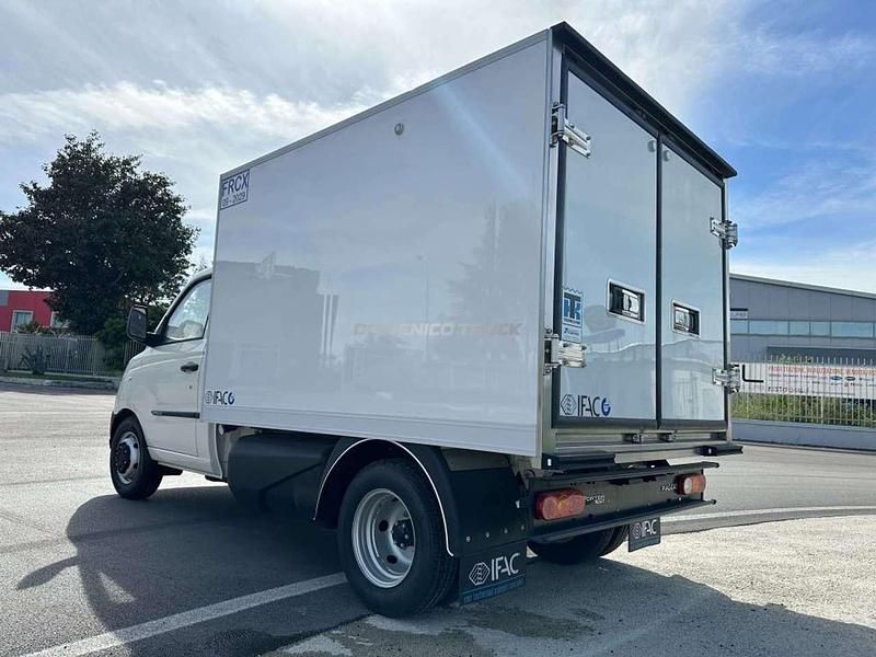 Nuova Piaggio Porter 110 CV (80 kW) 2026 Bianco Furgone