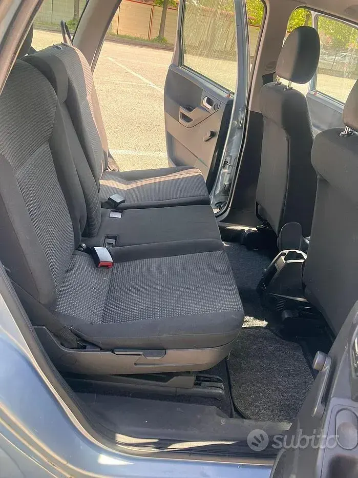 Usata Opel Meriva 95 CV (69 kW) 2010 Monovolume