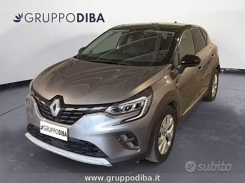Usata Renault Captur PE 92 CV (67 kW) 2022 Grigio SUV
