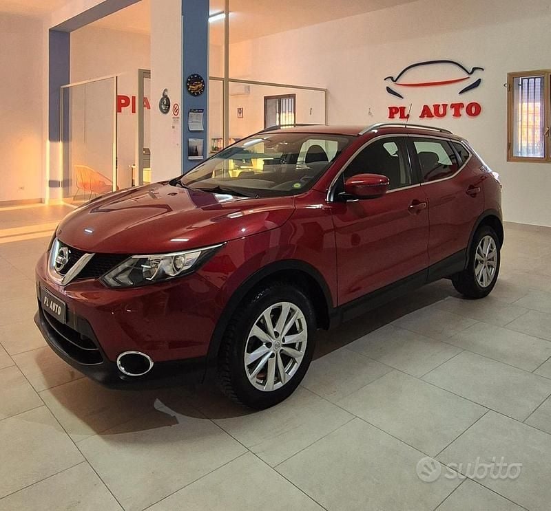 Usata Nissan Qashqai 110 CV (80 kW) 2017 Rosso SUV