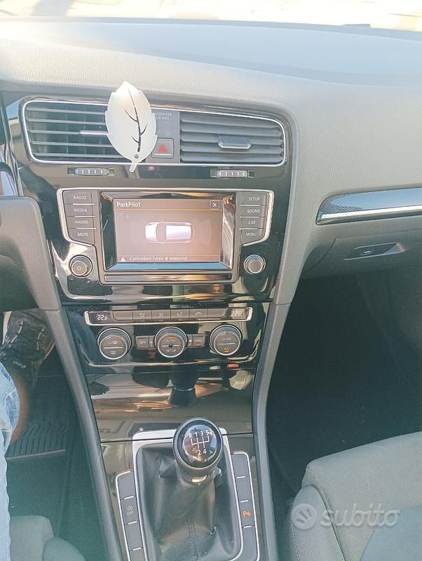 Usata VW Golf VII 110 CV (80 kW) 2013 Bianco Berlina