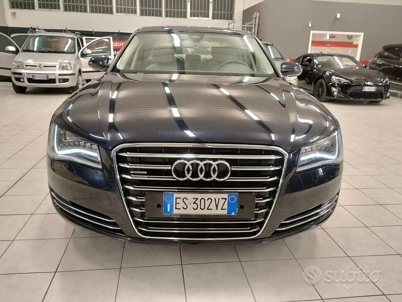 Usata Audi A8L 250 CV (183 kW) 2013 Blu Berlina