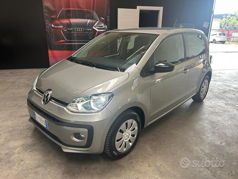 Usata VW up! Move 68 CV (50 kW) 2017 Grigio Utilitaria