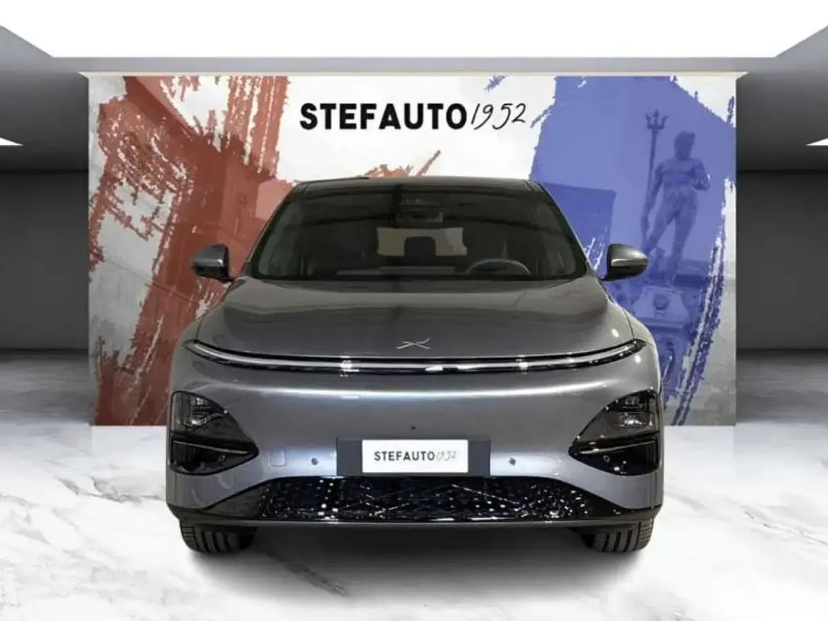 Nuova XPENG G6 AWD Performance 160 kW (218 CV) 2026 Midnight black SUV