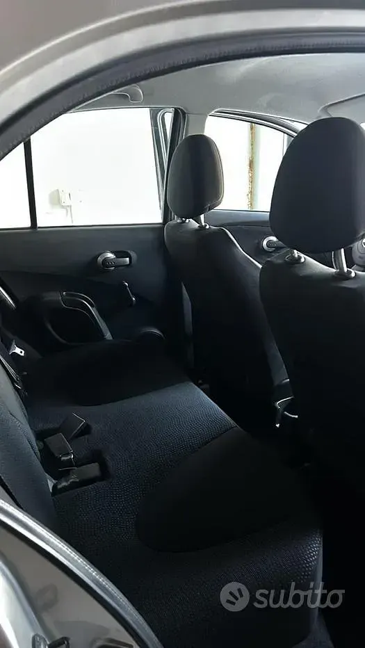 Usata Nissan Micra 86 CV (63 kW) 2010 Grigio Utilitaria