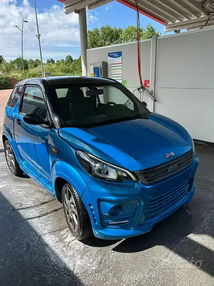 Usata Ligier JS50 2018 Bluazzurro Utilitaria