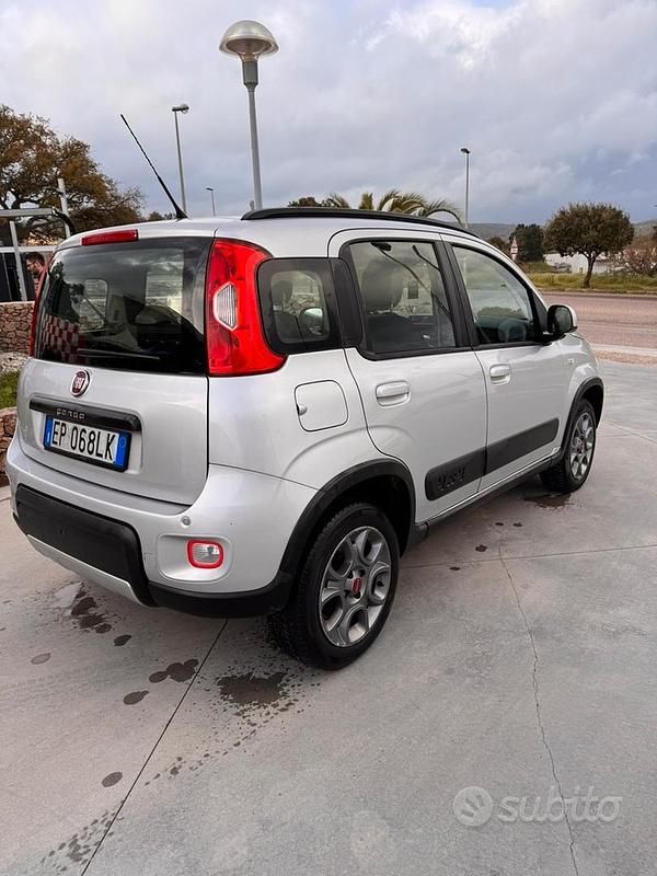 Gebraucht Fiat Panda 4x4 75 PS (55 kW) 2012 Kleinwagen