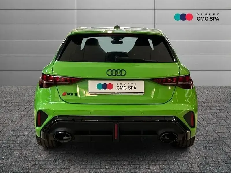 Usata Audi RS3 Sportback Ambiente 400 CV (294 kW) 2025 Verde Utilitaria