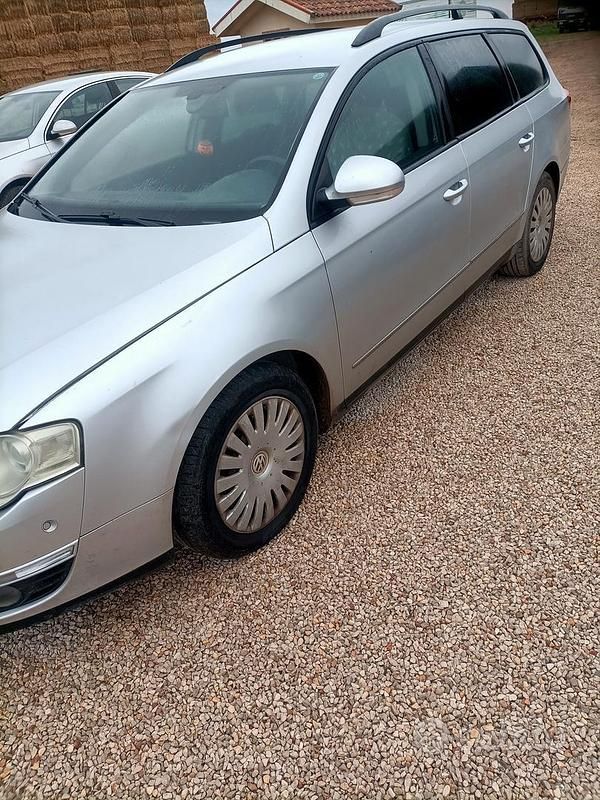 Usata VW Passat 53 CV (38 kW) 2008 Grigio Station wagon