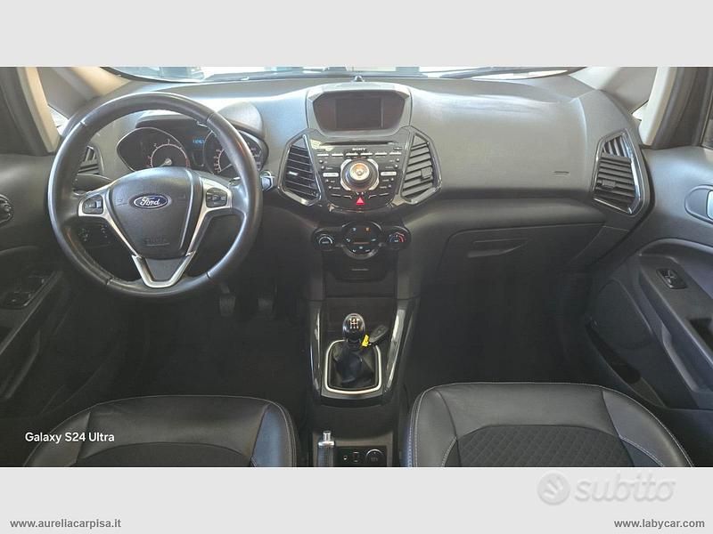 Usata Ford Ecosport Titanium 95 CV (69 kW) 2017 Nero SUV