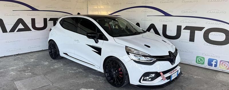 Second-hand Renault Clio IV Trophy 220 CP (161 kW) 2017 Berlinǎ