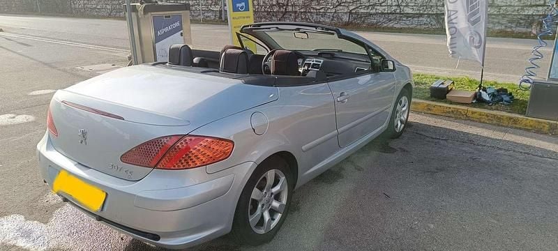 Usata Peugeot 307 CC 109 CV (80 kW) 2008 Cabrio