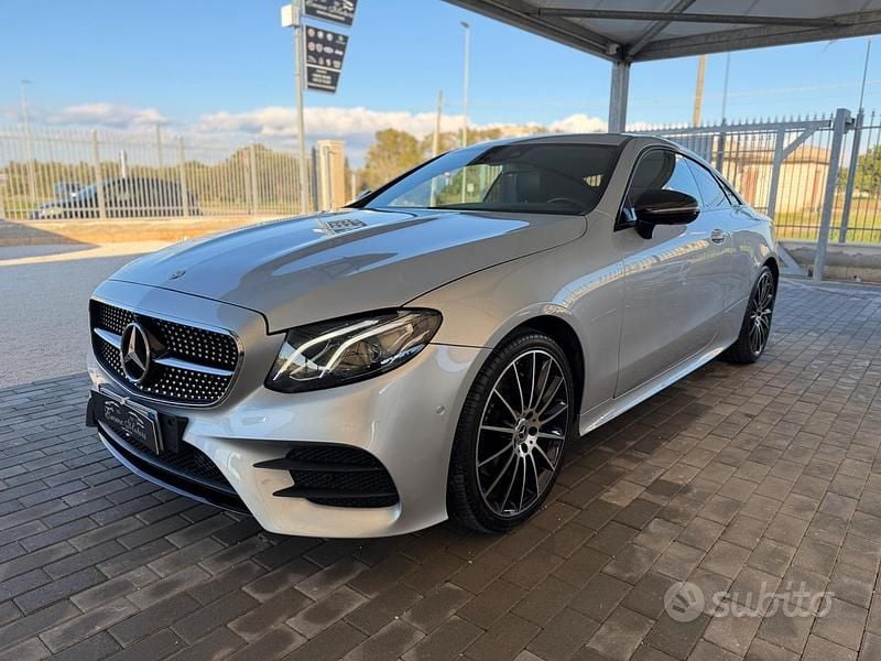 Usata Mercedes E220 Premium Plus 194 CV (142 kW) 2017 Grigio Coupé