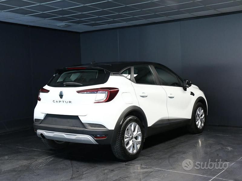 Usata Renault Captur Business 101 CV (74 kW) 2020 Bianco SUV