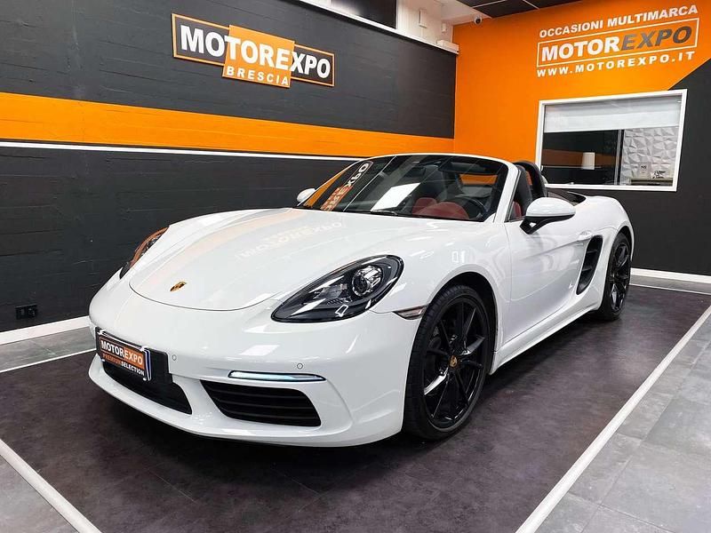 Usata Porsche 718 Boxster 300 CV (220 kW) 2016 Bianco Cabrio