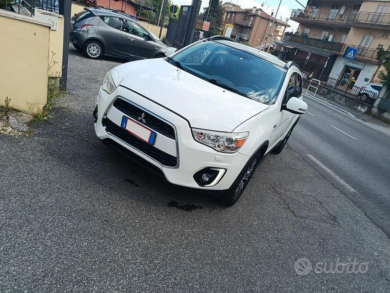 Usata Mitsubishi ASX Instyle 114 CV (83 kW) 2015 Bianco SUV