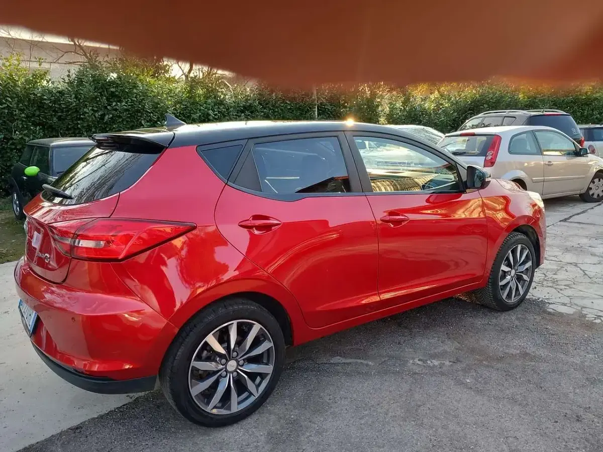 Usata EVO Evo 3 107 CV (78 kW) 2023 Rosso SUV