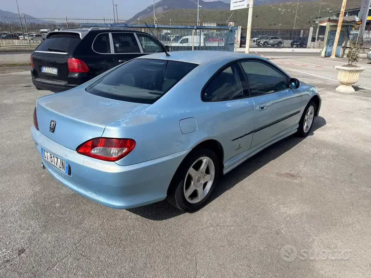 Usata Peugeot 406 Coupe 133 CV (97 kW) 2004 Blu Coupé