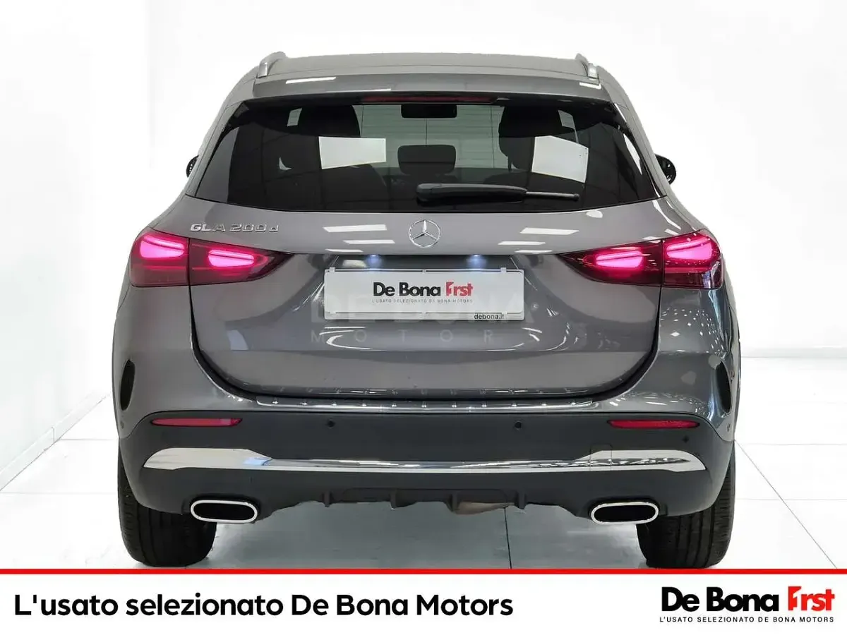 Usata Mercedes GLA200 Advanced Plus 150 CV (110 kW) 2024 Grigio SUV