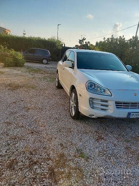 Usata Porsche Cayenne 2008 Bianco SUV