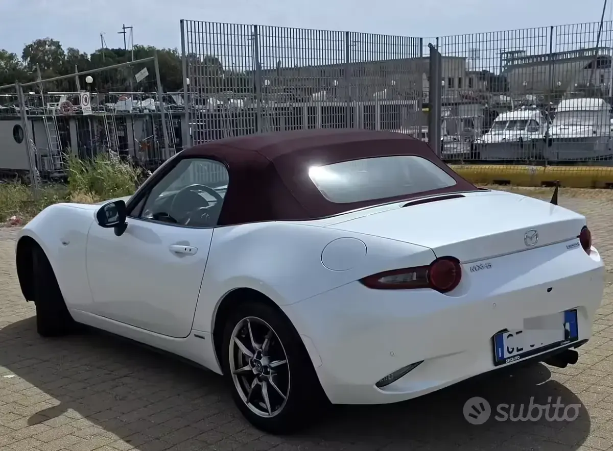 Usata Mazda MX5 132 CV (97 kW) 2021 Bianco Cabrio