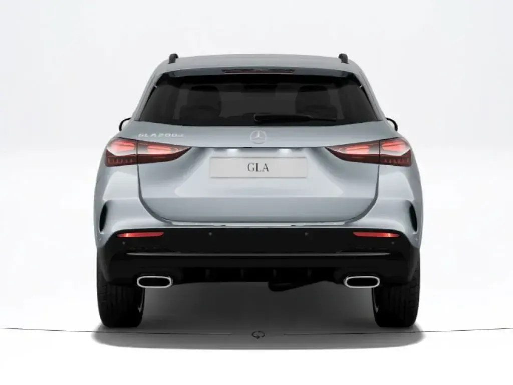Nuova Mercedes GLA200 Advanced Plus 150 CV (110 kW) 2026 Argento / metallizzato SUV