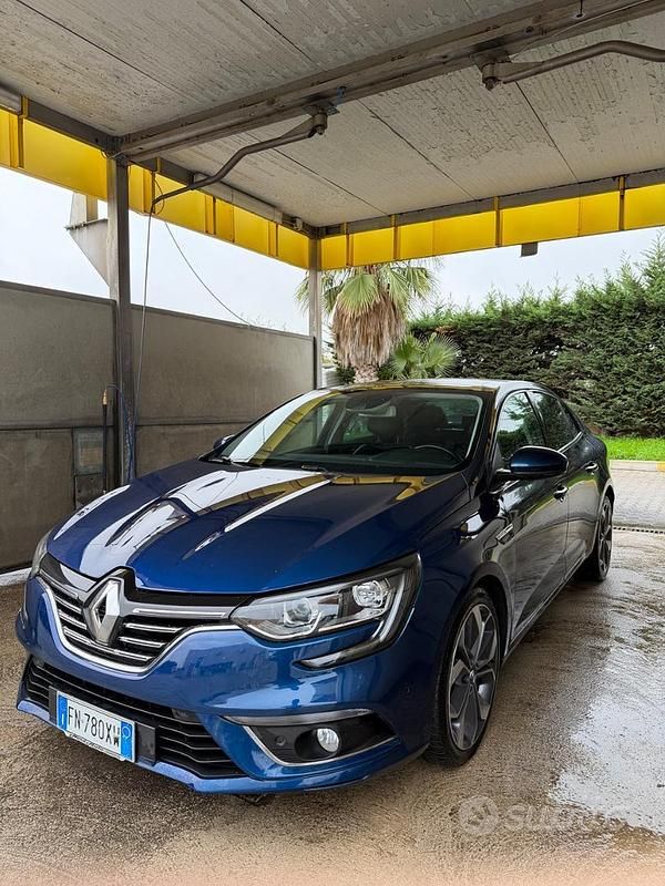 Usata Renault Mégane Coupé 130 CV (95 kW) 2018 Blu Coupé